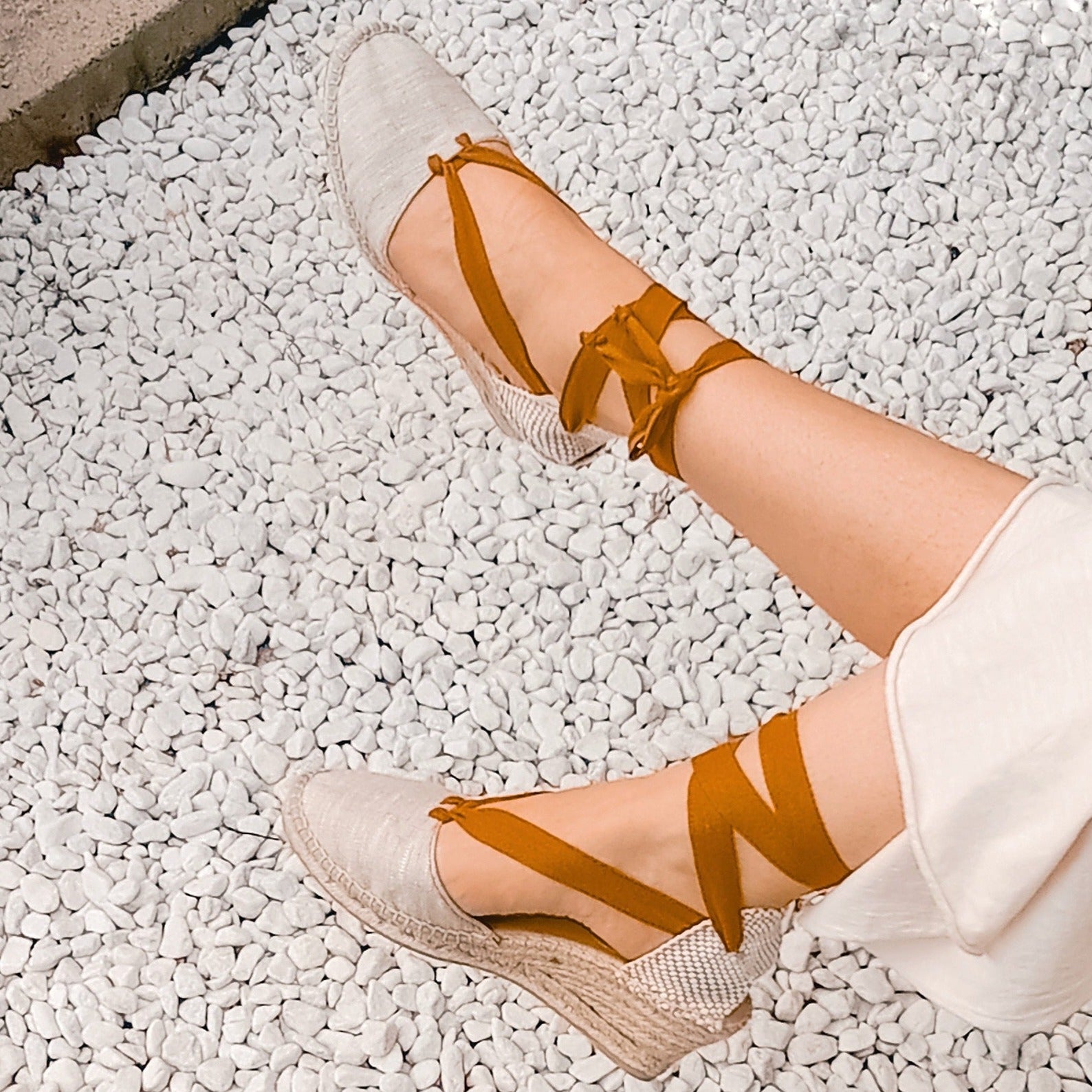 Cuña Media en Lino Ecológico