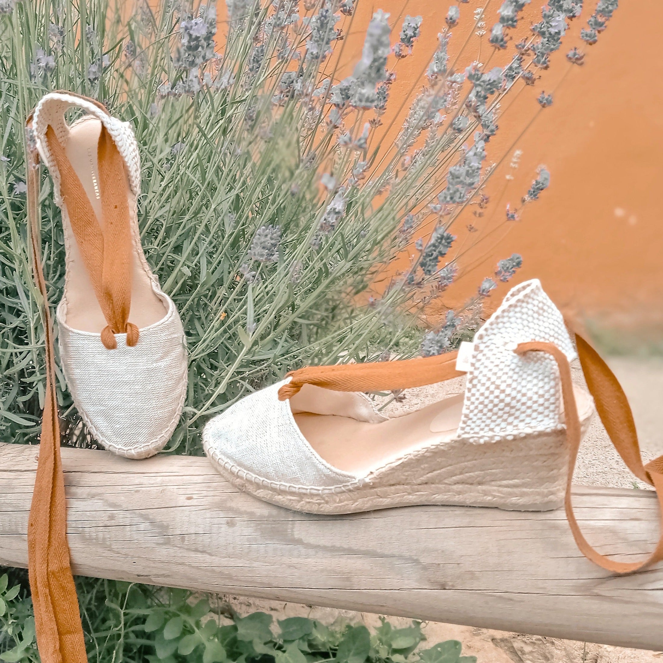 Cuña Media en Lino Ecológico