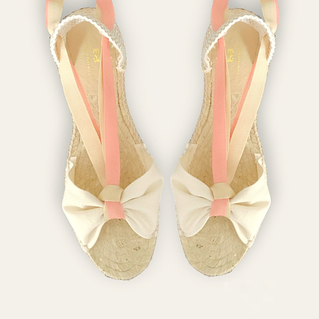 Alpargatas mariposa con cintas dobles