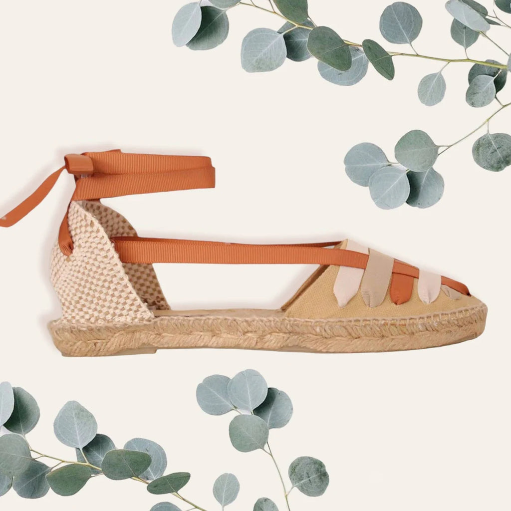 Alpargatas planas con cintas